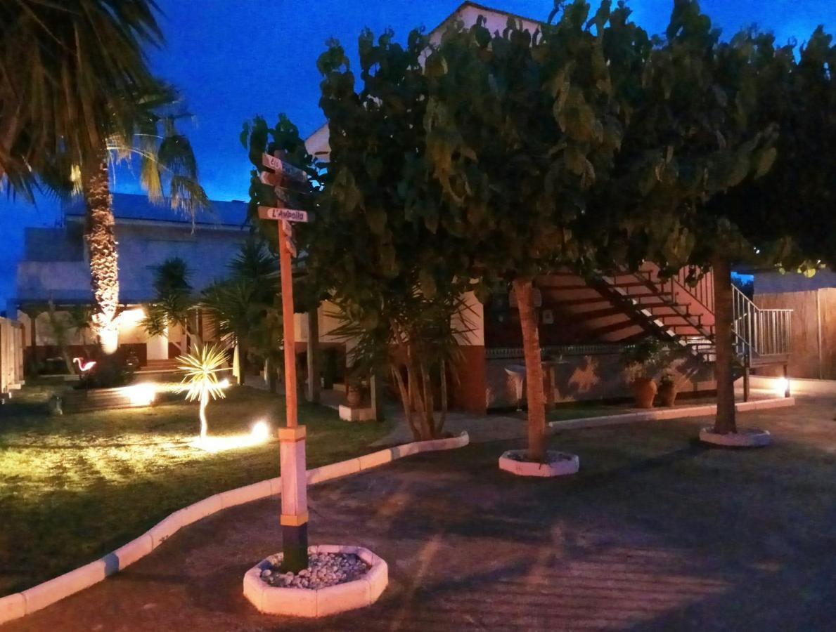 Casablanca El Petit Hotel Deltebre Luaran gambar
