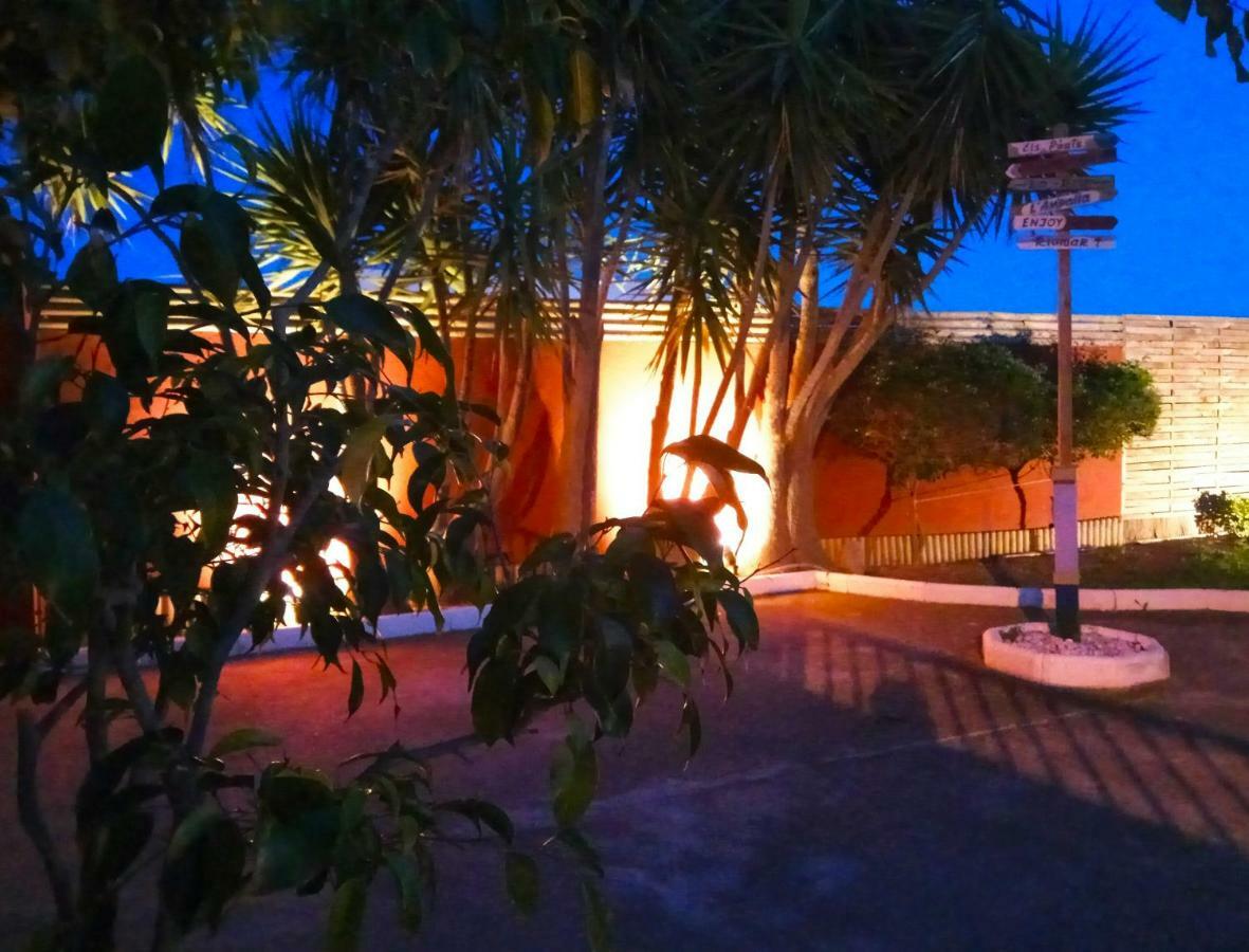Casablanca El Petit Hotel Deltebre Luaran gambar